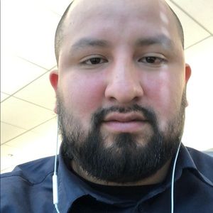 Meet your Posher, Leo